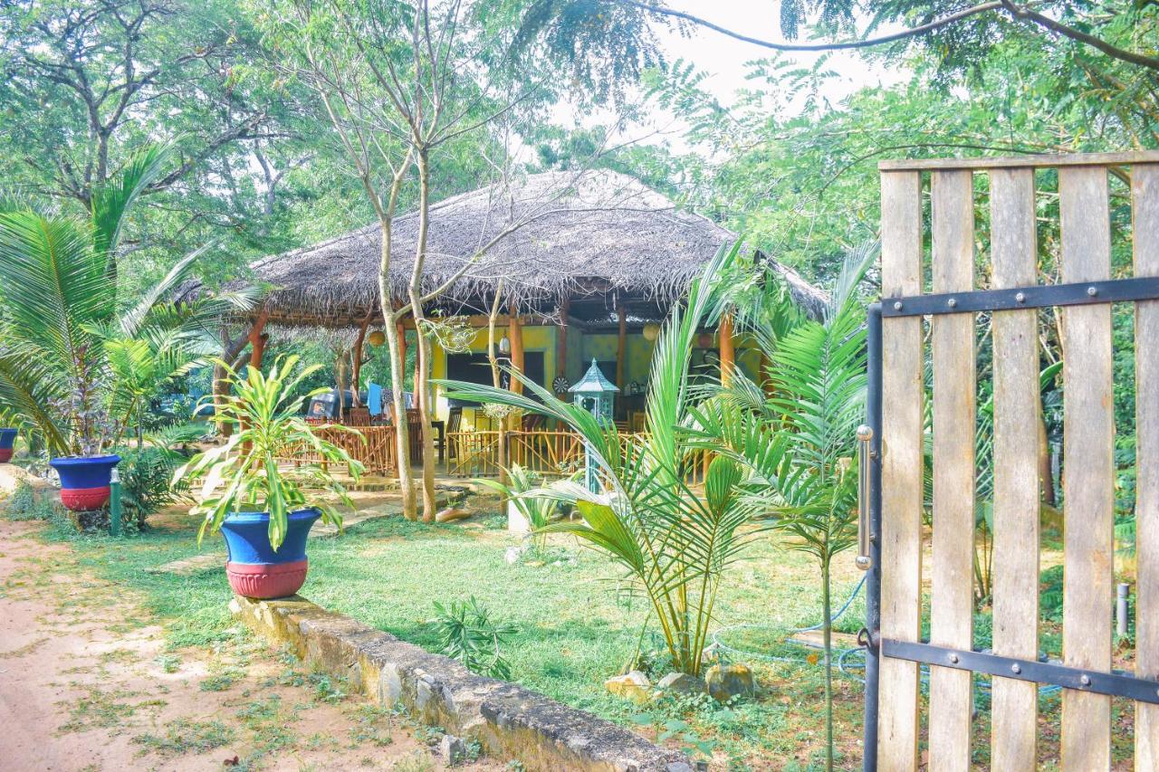 King'S Elephant Cabanas & Restaurant Tangalle Exterior photo