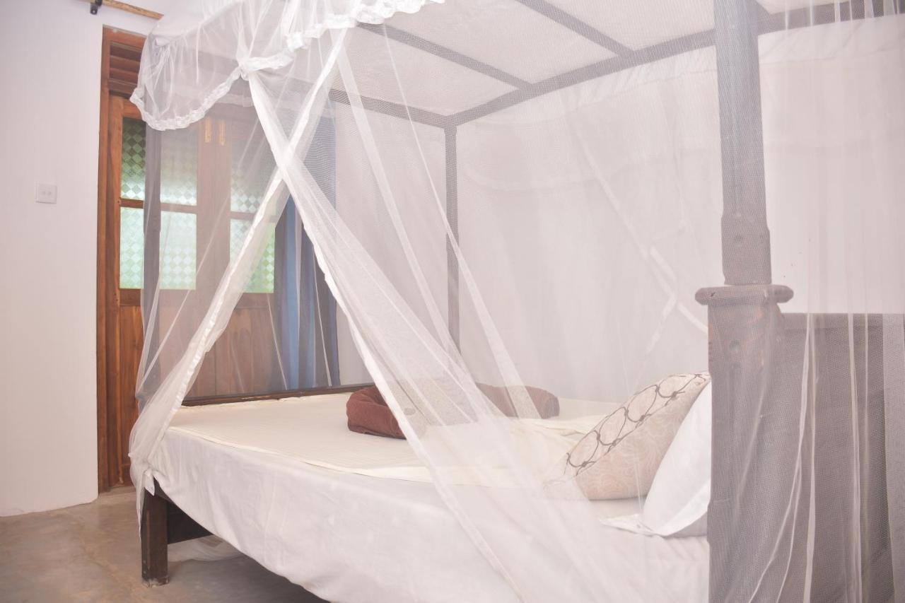 King'S Elephant Cabanas & Restaurant Tangalle Exterior photo